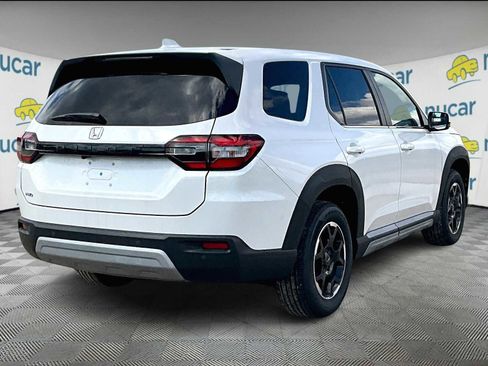 New 2025 Honda Pilot EX-L image 7