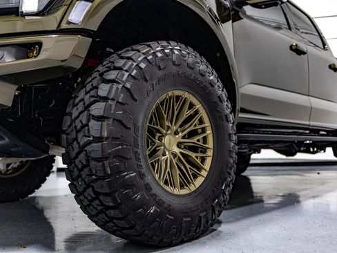 Used 2025 Ford F150 Raptor AWD/4WD image 13