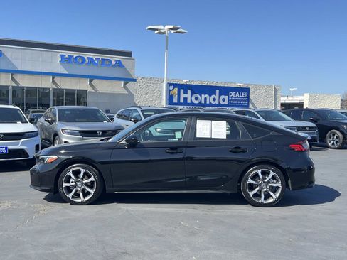 Certified 2025 Honda Civic Sport Touring image 2