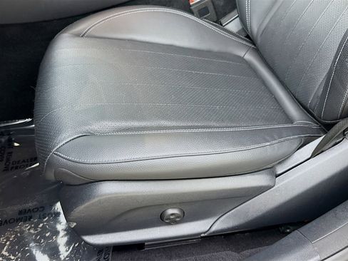 Used 2020 Mercedes-Benz E 450 4MATIC Sedan w/ Parking Assistance Package image 20