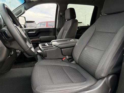 Used 2023 Chevrolet Silverado 2500 LT w/ Convenience Package image 23