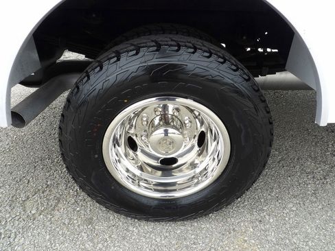 Used 2024 RAM 3500 Tradesman w/ Chrome Appearance Group AWD/4WD image 64