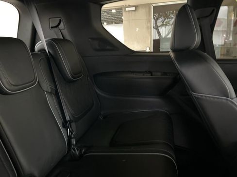 Used 2025 INFINITI QX80 Autograph w/ Premium Cargo Package AWD/4WD image 43