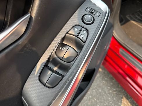 Used 2021 Nissan Sentra SR w/ SR Premium Package FWD image 24