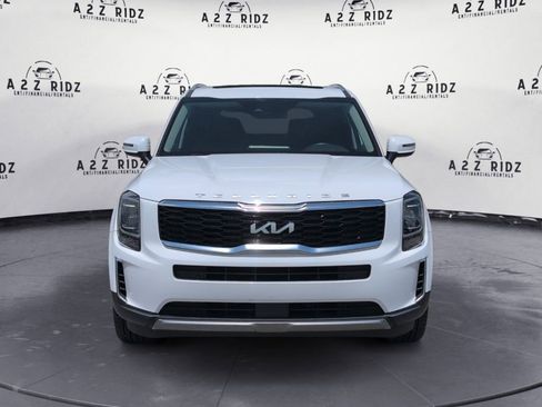 Used 2022 Kia Telluride S FWD image 2