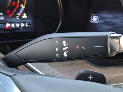 Used 2025 Chevrolet Tahoe High Country w/ Sun And Tow Package image 29