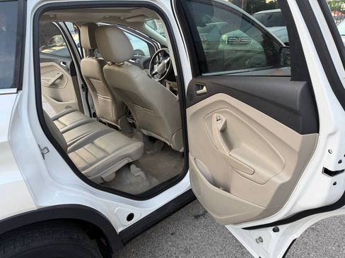Used 2015 Ford Escape Titanium AWD/4WD image 14