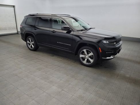 Used 2022 Jeep Grand Cherokee L Limited image 11