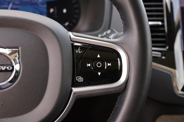 Used 2023 Volvo XC90 B6 Ultimate w/ Protection Package Premier AWD/4WD image 15