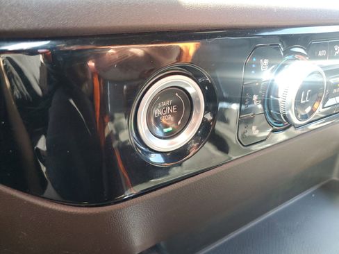 Used 2023 GMC Sierra 1500 SLT w/ SLT Premium Package image 25