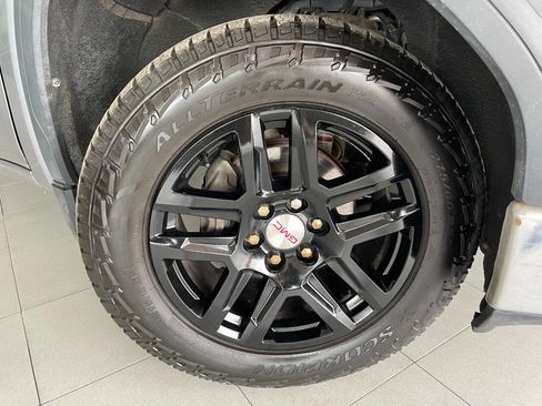 Used 2020 GMC Sierra 1500 SLE w/ SLE Value Package image 9