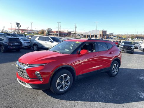 Certified 2023 Chevrolet Blazer LT w/ Convenience Package image 1