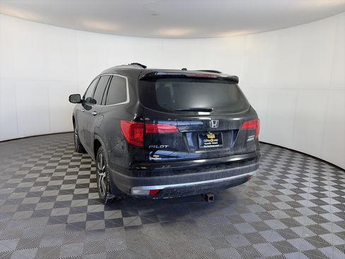 Used 2016 Honda Pilot Touring image 8