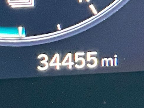 Used 2025 Hyundai Elantra Limited image 42