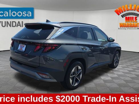 Used 2025 Hyundai Tucson SEL FWD image 8