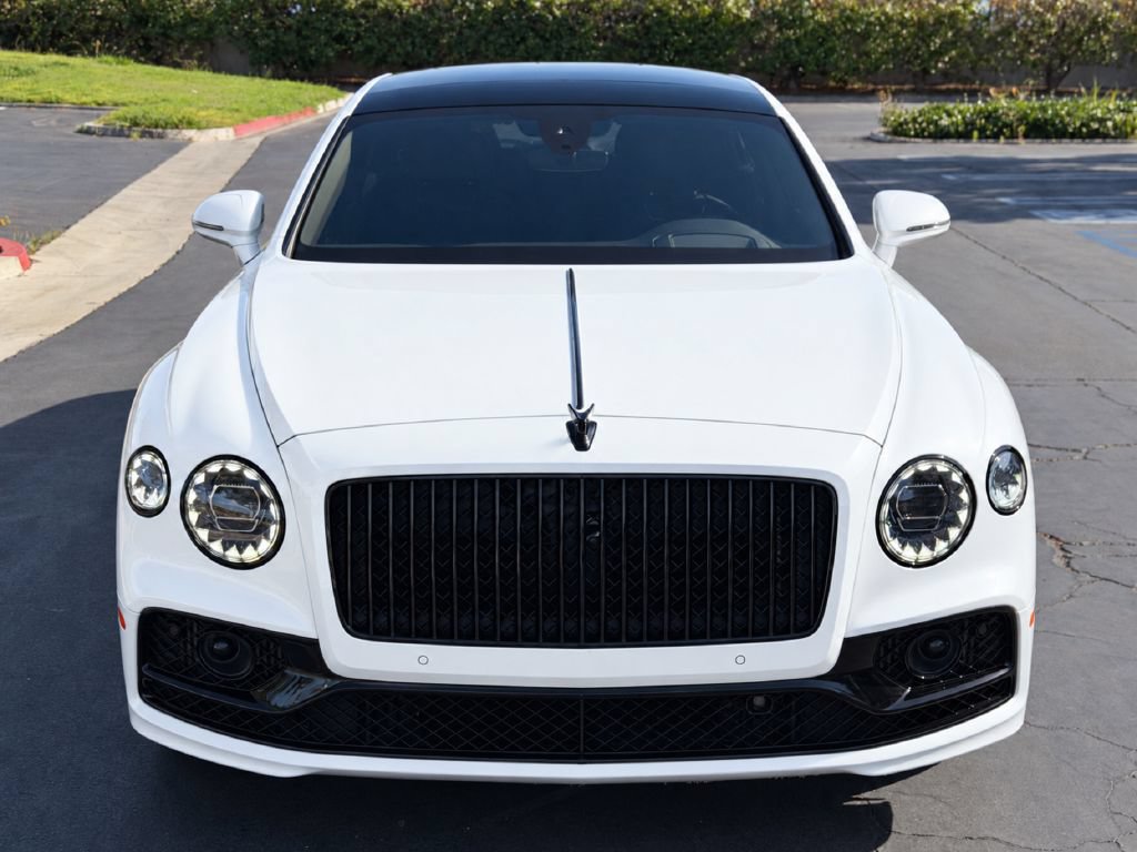 Used 2023 Bentley Flying Spur W12 AWD/4WD image 9