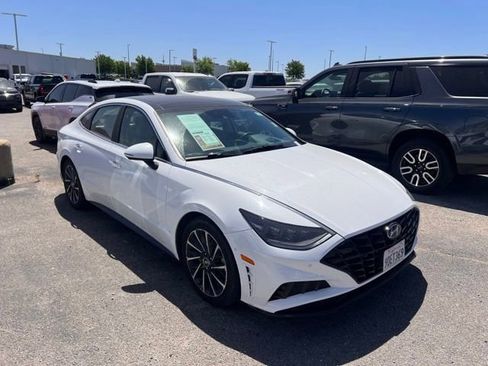 Used 2023 Hyundai Sonata Limited FWD image 1