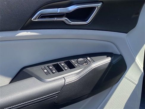 New 2026 Kia Sportage EX image 13