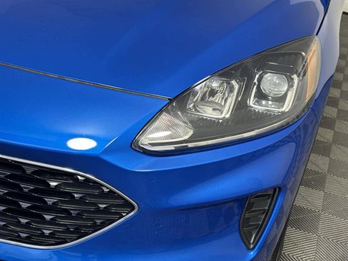 Used 2020 Ford Escape SE image 9