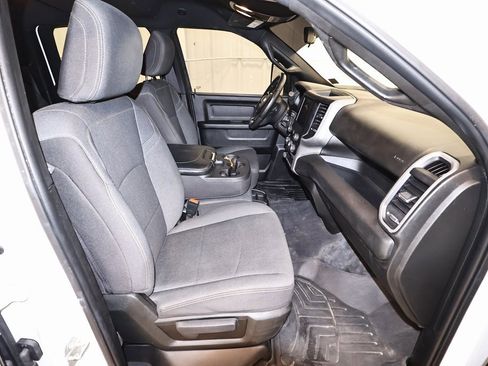 Used 2024 RAM 2500 Tradesman w/ Chrome Appearance Group image 20