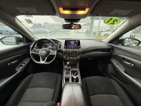 Used 2021 Nissan Sentra SV image 22