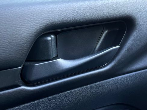 Used 2025 Nissan Sentra SV FWD image 12