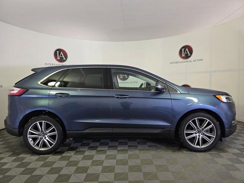 Used 2019 Ford Edge Titanium w/ Equipment Group 301A image 3