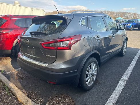 Used 2020 Nissan Rogue Sport SV w/ All-Weather Package image 4