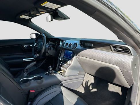 Used 2019 Ford Mustang GT Premium w/ Performance Package - Level 2 RWD image 13