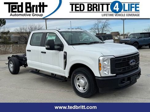 Used 2024 Ford F350 XL RWD image 1