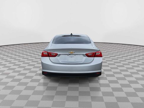 Used 2017 Chevrolet Malibu LS FWD image 7
