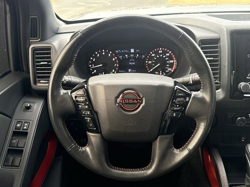 Used 2022 Nissan Frontier Pro-X w/ Technology Package image 40