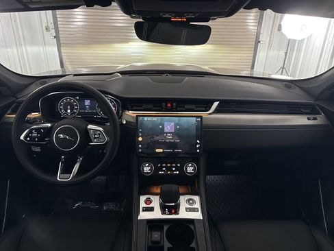 Used 2025 Jaguar F-PACE R-Dynamic S image 22