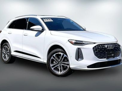 Certified 2025 Audi Q5 Premium Plus w/ Premium Plus