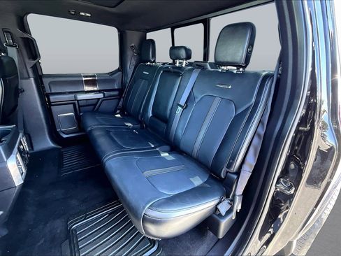 Used 2017 Ford F150 Platinum w/ Equipment Group 701A Luxury AWD/4WD image 23