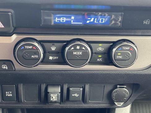 Used 2021 Toyota Tacoma SR5 RWD image 24