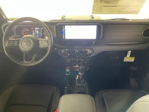 New 2025 Jeep Wrangler Unlimited Rubicon 392 image 39