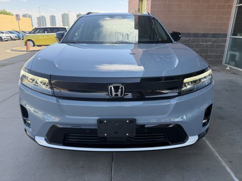 Used 2024 Honda Prologue Touring image 10