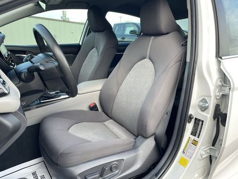 Certified 2021 Toyota Camry LE image 14