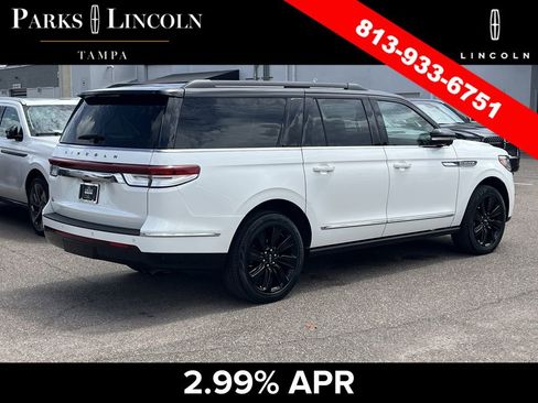 Used 2023 Lincoln Navigator L Black Label AWD/4WD image 4