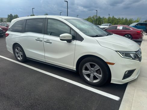 Used 2019 Honda Odyssey EX image 5
