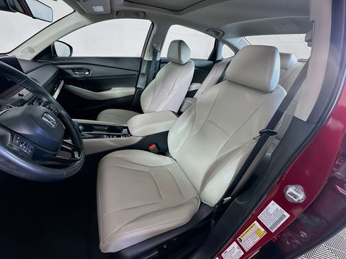 Used 2024 Honda Accord EX-L image 13