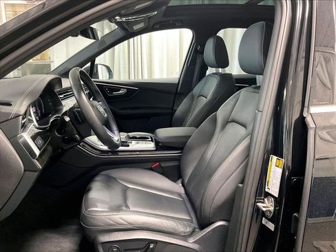 Used 2025 Audi Q7 3.0T Premium Plus AWD/4WD image 10