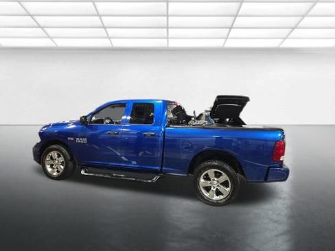 Used 2018 RAM 1500 Express w/ Express Value Package AWD/4WD image 8