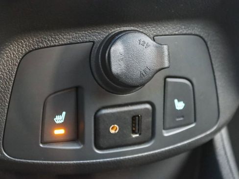 Used 2015 Chevrolet Spark LT image 28