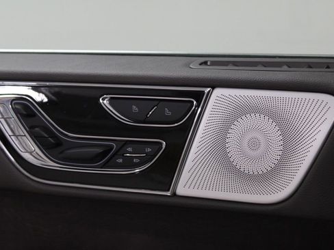 Used 2024 Lincoln Navigator Reserve image 15