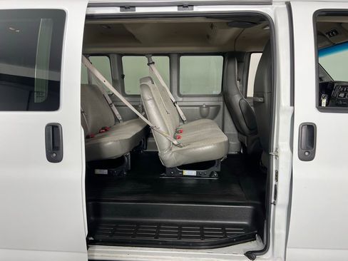 Used 2023 Chevrolet Express 3500 LS image 26