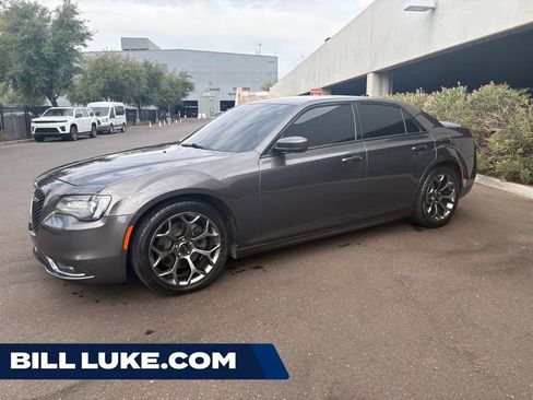 Used 2015 Chrysler 300 S RWD image 1