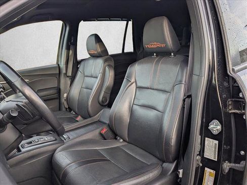 Certified 2022 Honda Pilot TrailSport image 17