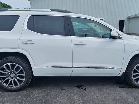 Used 2022 GMC Acadia Denali w/ GMC Pro Grade Package AWD/4WD image 9